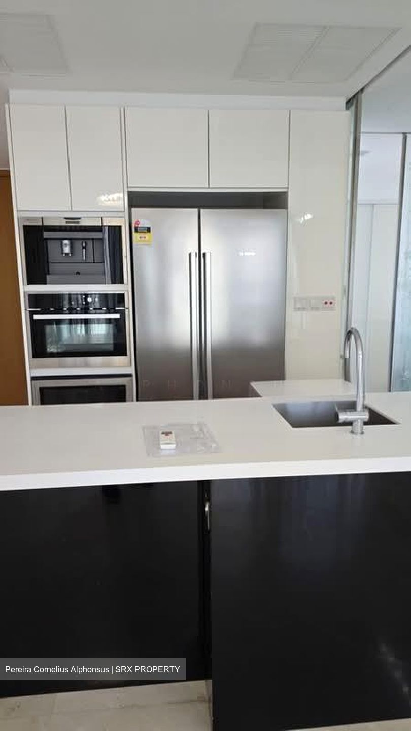 Vista Residences (D12), Condominium #581436471
